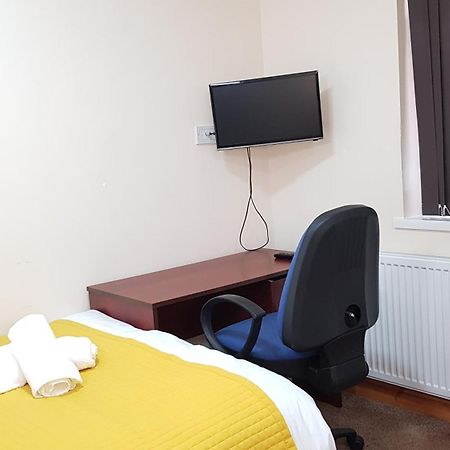 Kunda House Bournbrook Villa Birmingham Bagian luar foto