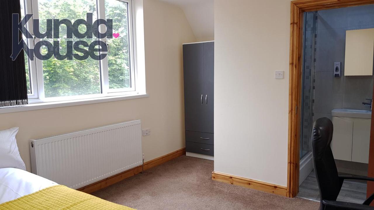Kunda House Bournbrook Villa Birmingham Bagian luar foto