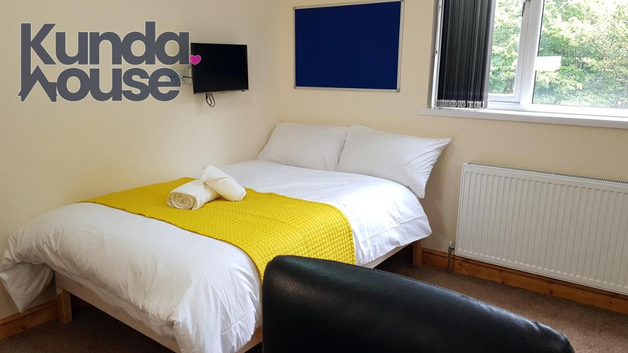 Kunda House Bournbrook Villa Birmingham Bagian luar foto