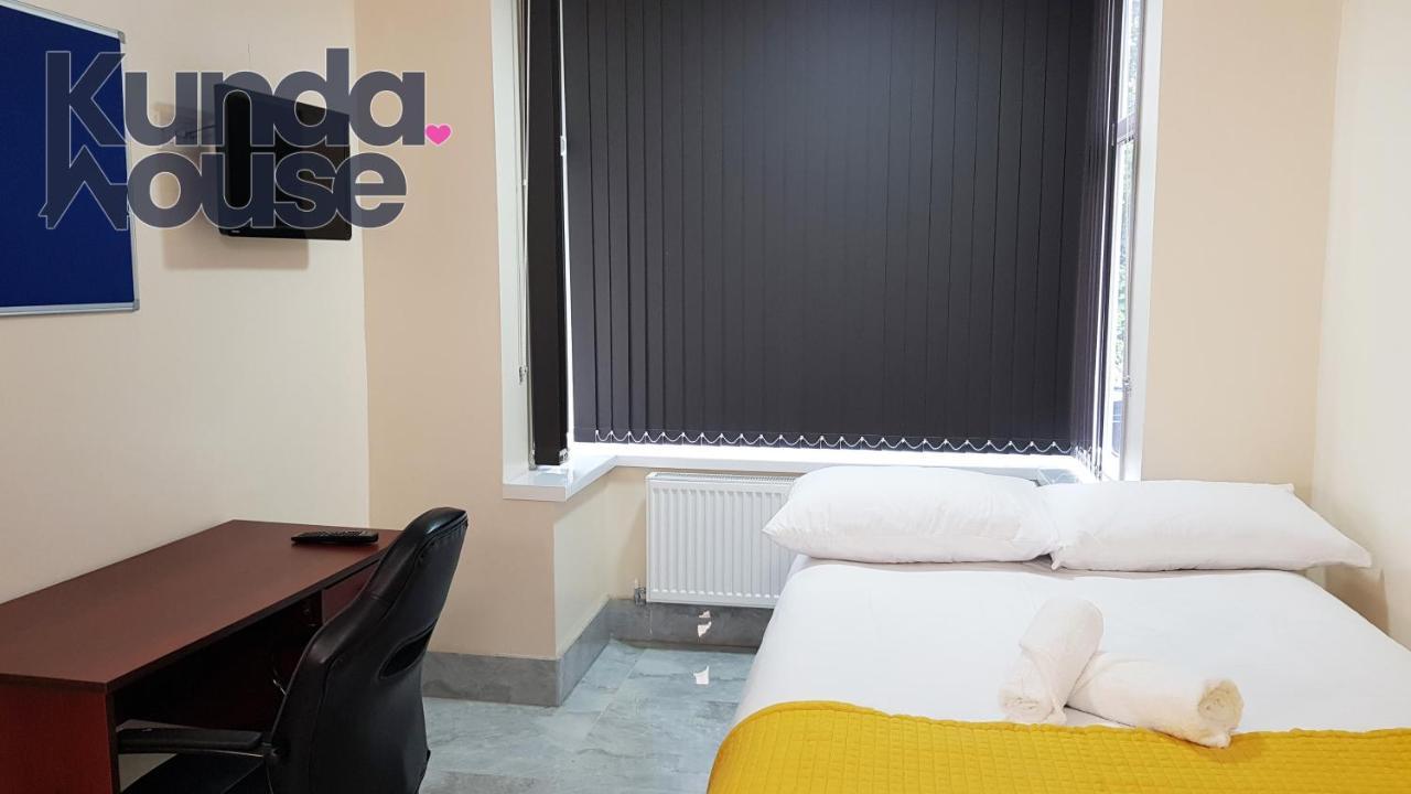 Kunda House Bournbrook Villa Birmingham Bagian luar foto