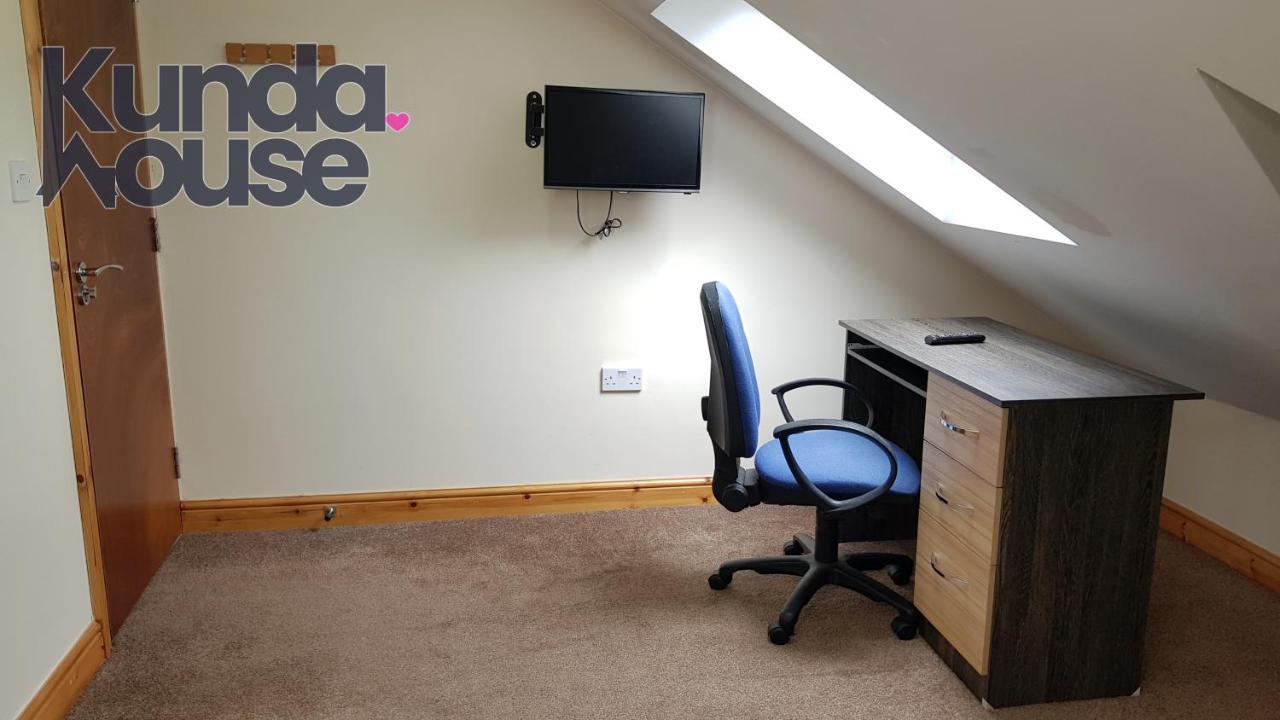 Kunda House Bournbrook Villa Birmingham Bagian luar foto