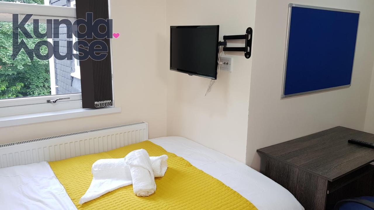 Kunda House Bournbrook Villa Birmingham Bagian luar foto